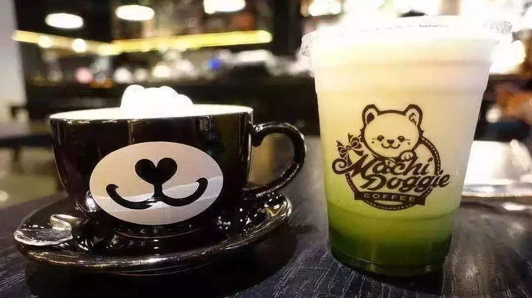 【想偶遇周杰伦?昆凌咖啡厅已歇业 明星餐厅为何“短命”】3月7日,新京报记者自昆凌开设的宠