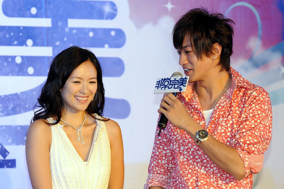 2009年6月1日,北京,电影《非常完美》官网启动发布会举行.***_***章子