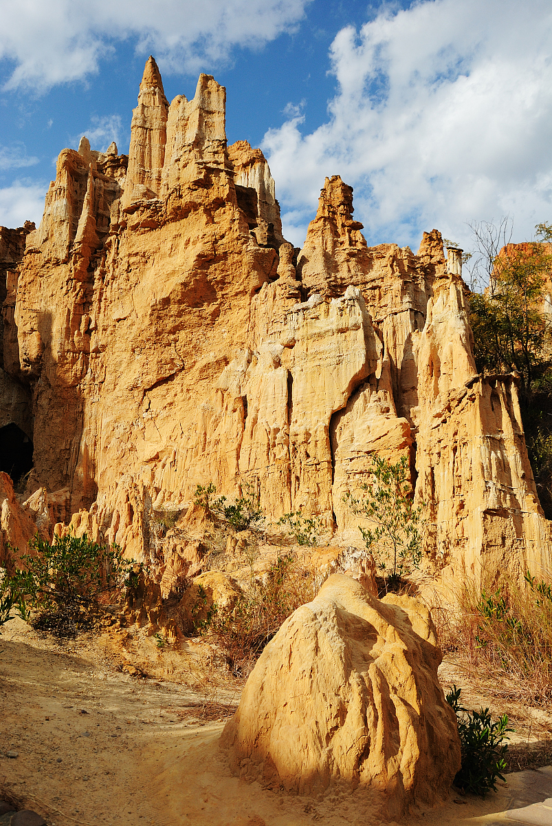 楚雄州工业学校工程造价专业