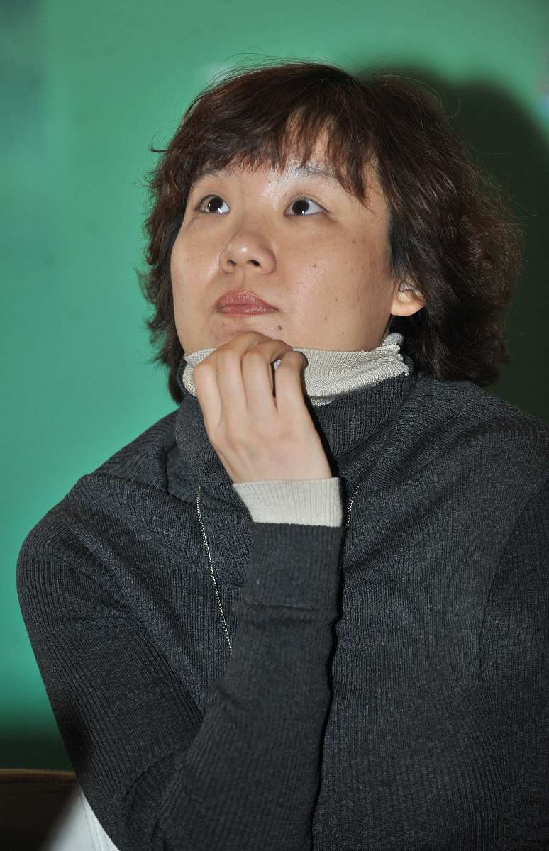2012年2月15日,北京,《穿"动物园"的女编辑》小说首发式举行.***_***