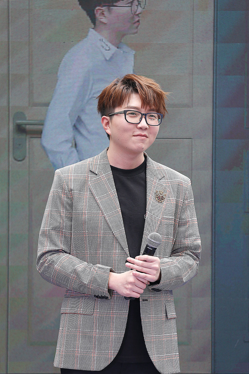 态度不端正是什么意思？300字深度解析