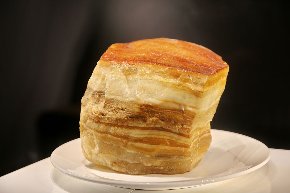 请帮我写1篇不少于750汉字的博客文章语言要幽默口语化。主题是：浙江省衢州在哪里