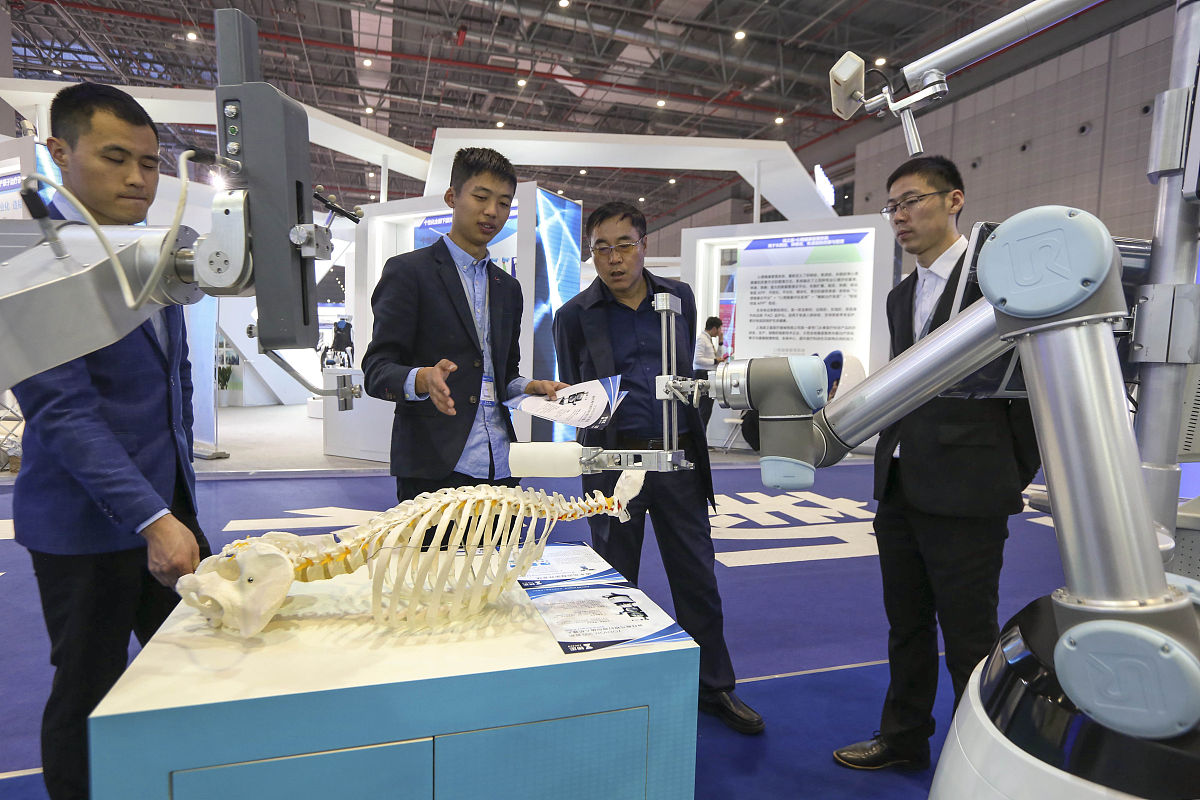 平凉航空农业学校招生简章：报名指南及专业介绍