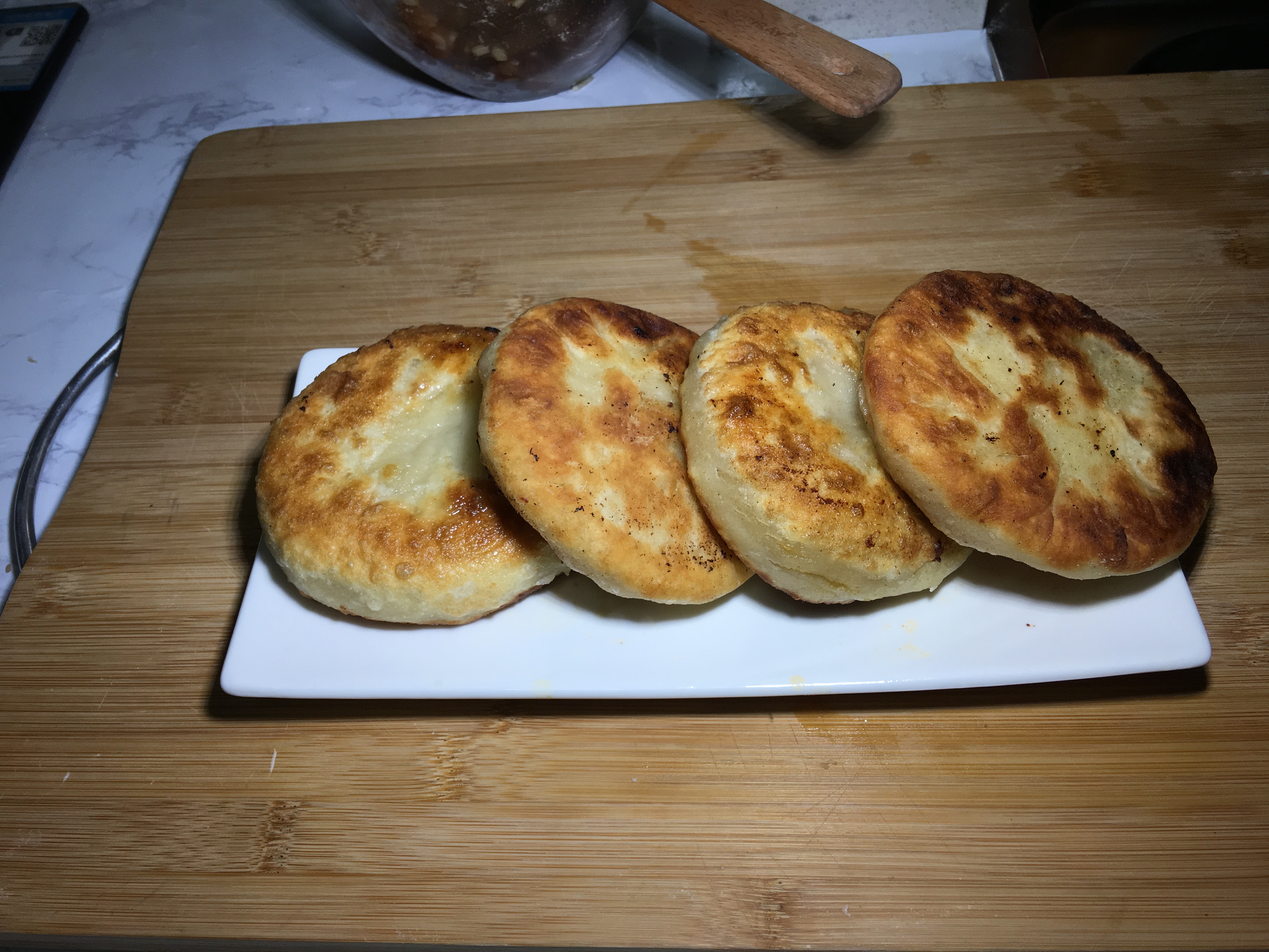 猪肉大葱馅饼,最简单的制作方法,两面金黄味道鲜美,满口留香!