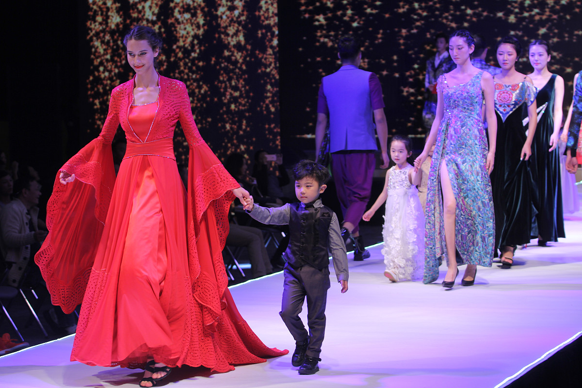 辽宁轻工职业学院服装工艺技术专业就业前景广阔