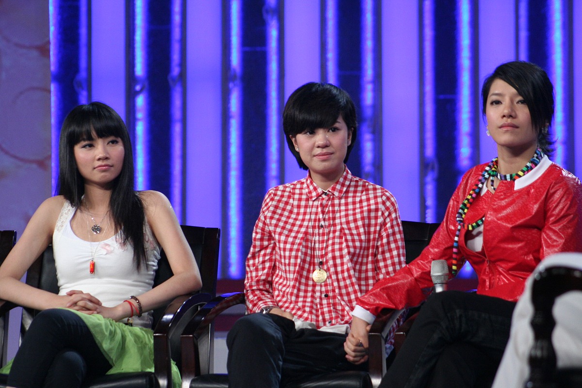 2009年9月5日,长沙,"快乐女声"十强录制《背后的故事》节目.***_***郁