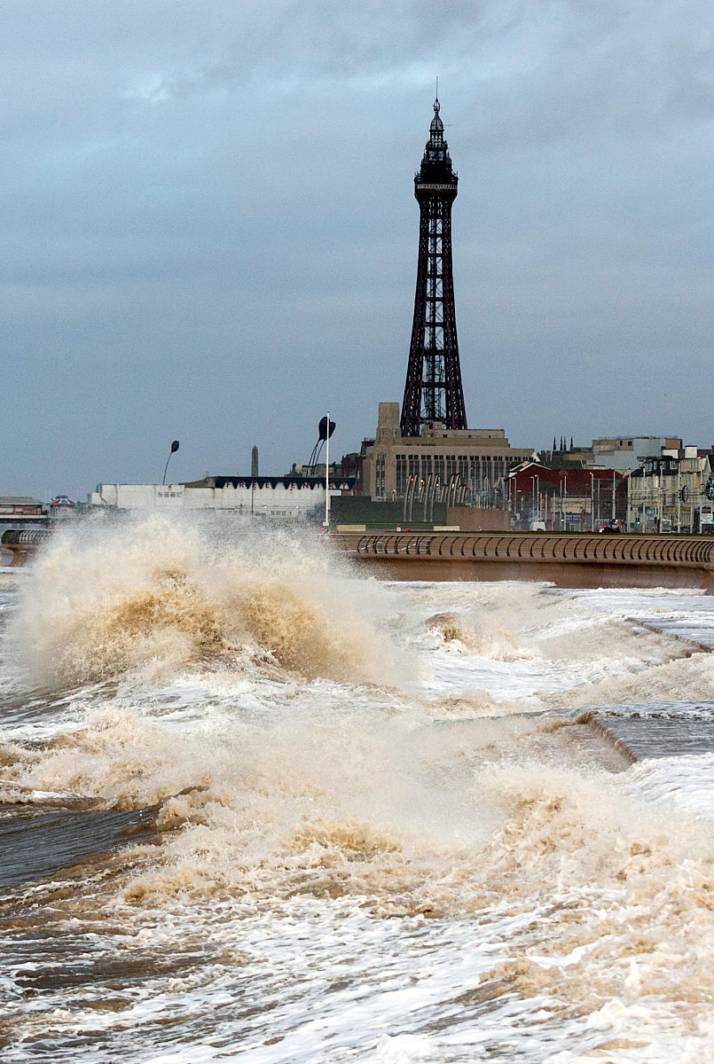 风暴群 - 加入我们，一起迎接挑战！