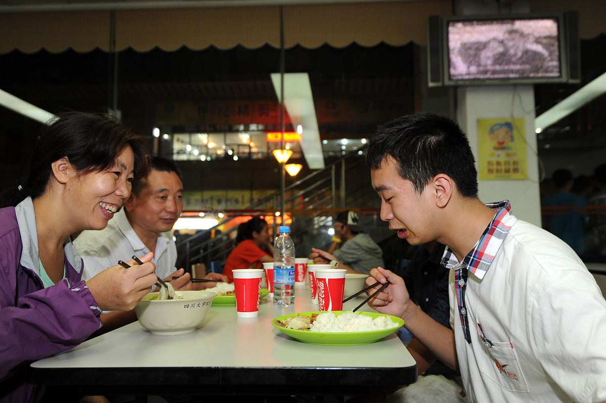 2019年成都铁路工程学校招生专业及计划 - 铁路工程人才培养基地