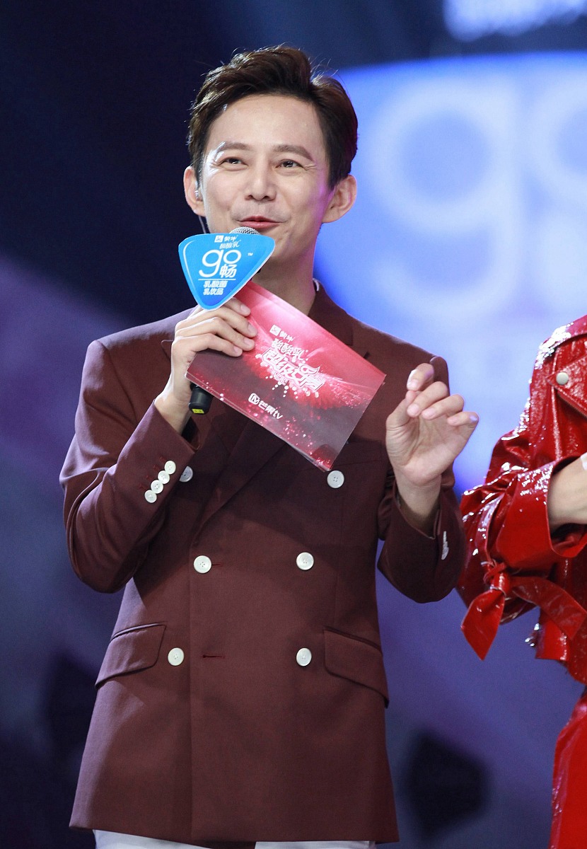 你知道何炅是谁吗