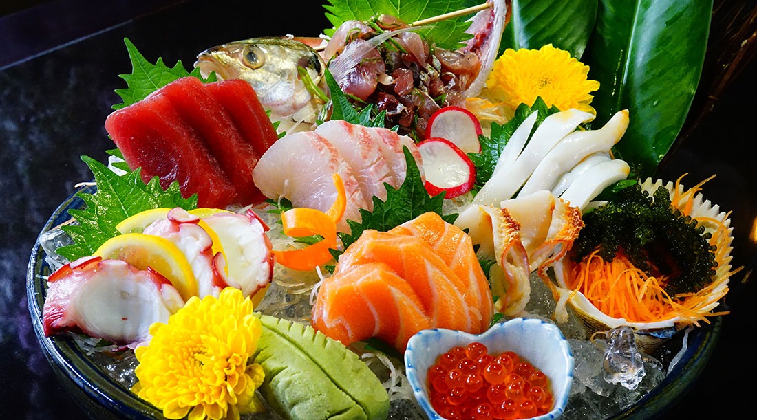 生鱼片里面有各种各样的寄生虫和细菌,为何日本人还爱吃呢?