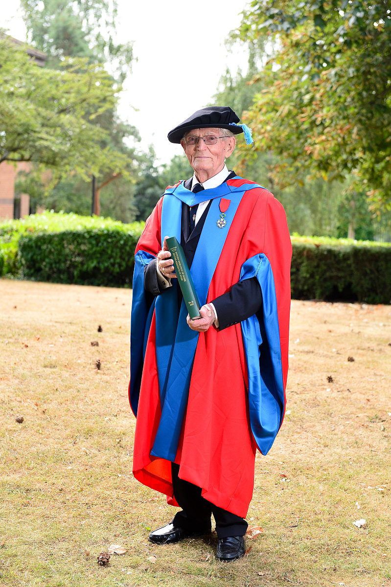 2023年校优秀论文评议会议纪要