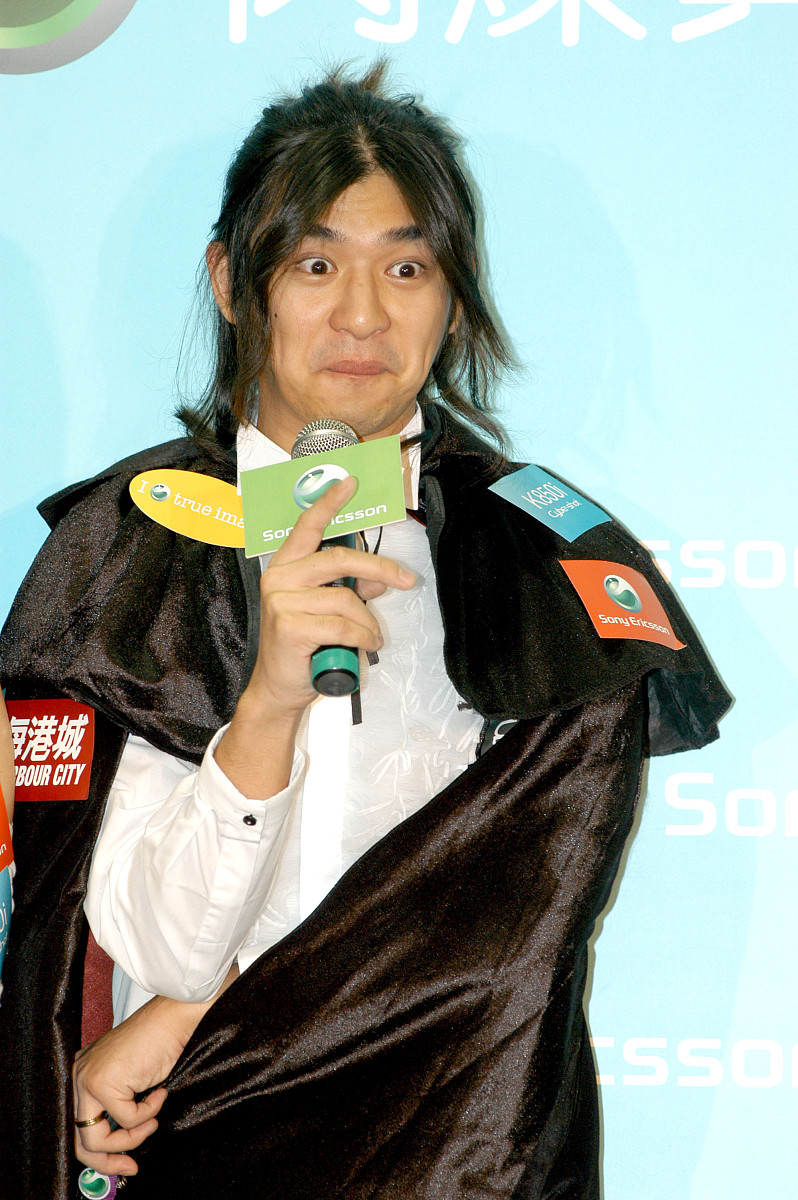 2007年 10月 22日 , 香港 , sonyericsson 新 型号 手机 发布会 举行 
