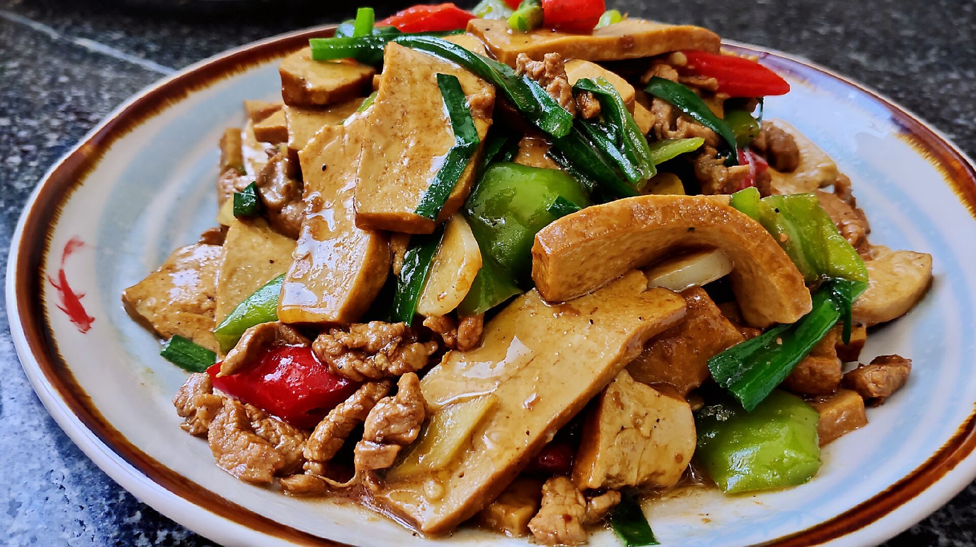 香干肉丝的家常做法,香辣好吃又下饭