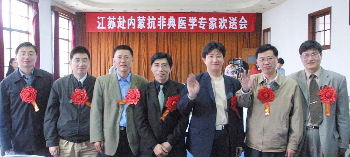 在甜蜜一夏 爱心守护镇江宿迁商会联合企业界人士携手润州区检察院关爱困境儿童、慰问速递活动上镇江宿迁商会会长杜训汇报活动情况并代表宿迁商会和企业家发言稿