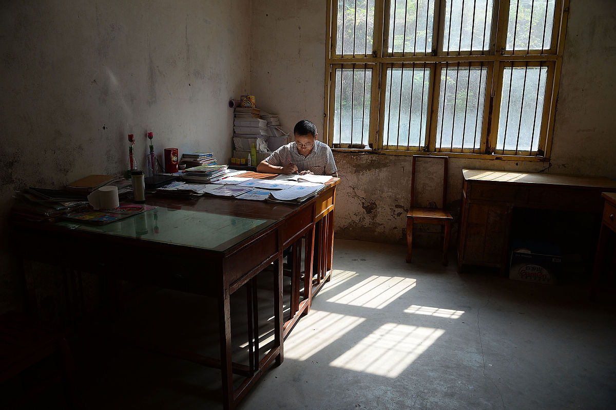 2018年遂宁的职业学院中铁路轨道专业的招生情况有什么改变