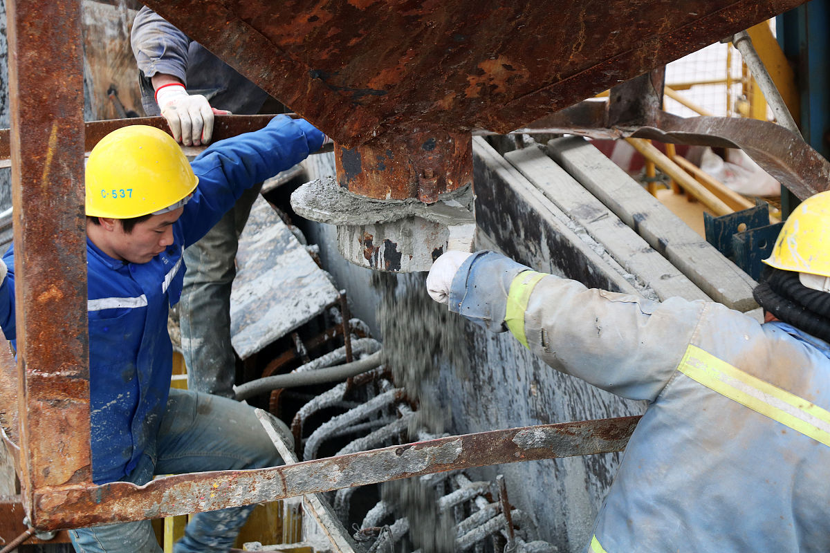 桥墩拟静力实验方法详解：垂直荷载、水平荷载、倾覆试验等