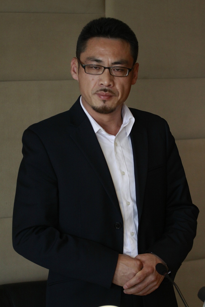 以皮亚杰《发生认识论原理》的读书感悟与自然辩证法之间的联系为题目写一篇2000字的论文