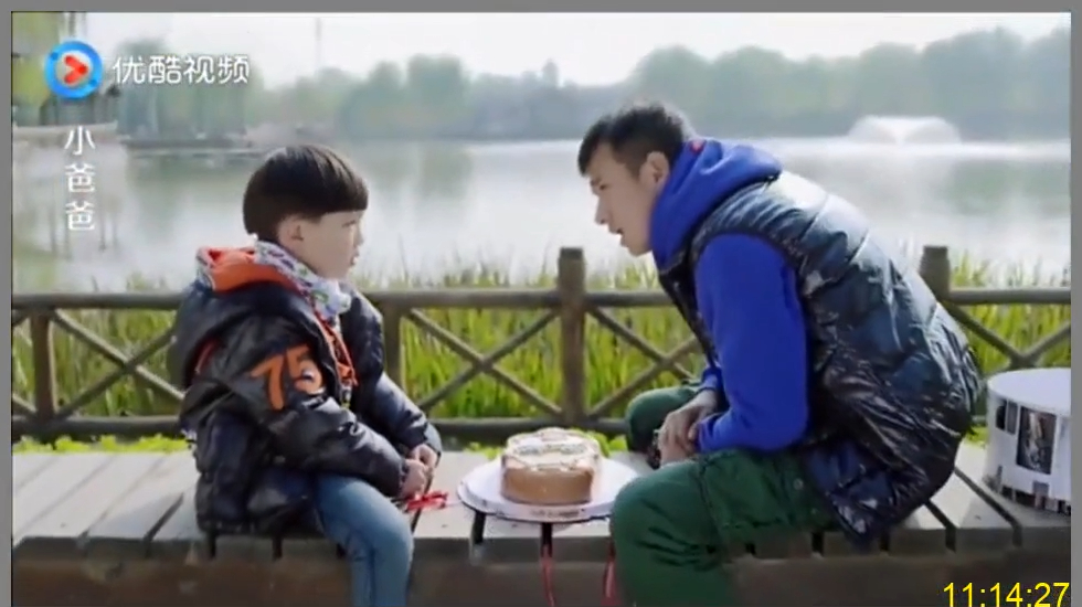 于果亲手做蛋糕给夏天吃,还说这是钢铁侠,夏天尝了一口:太硬了