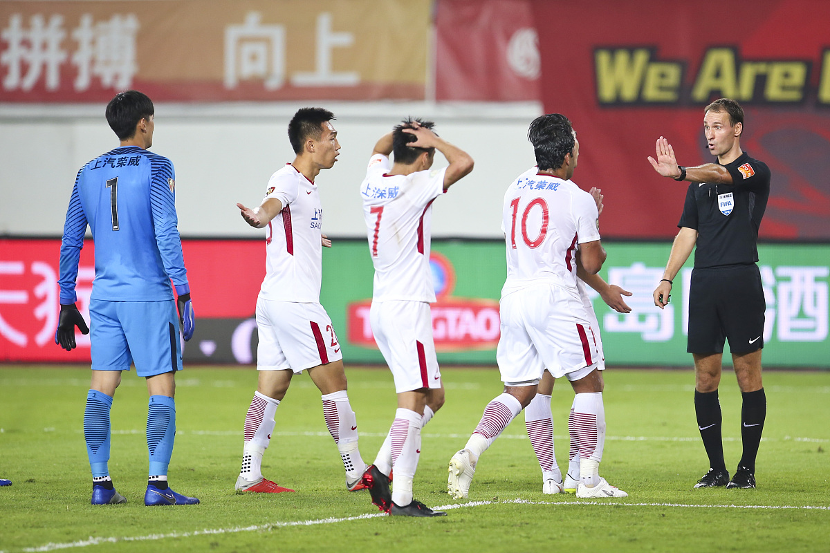 2018中超第28轮:广州恒大淘宝4-5上海上港
