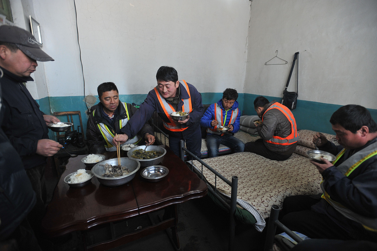 贵阳铁路中专学校分享：贵阳铁路局筑行车安全防线