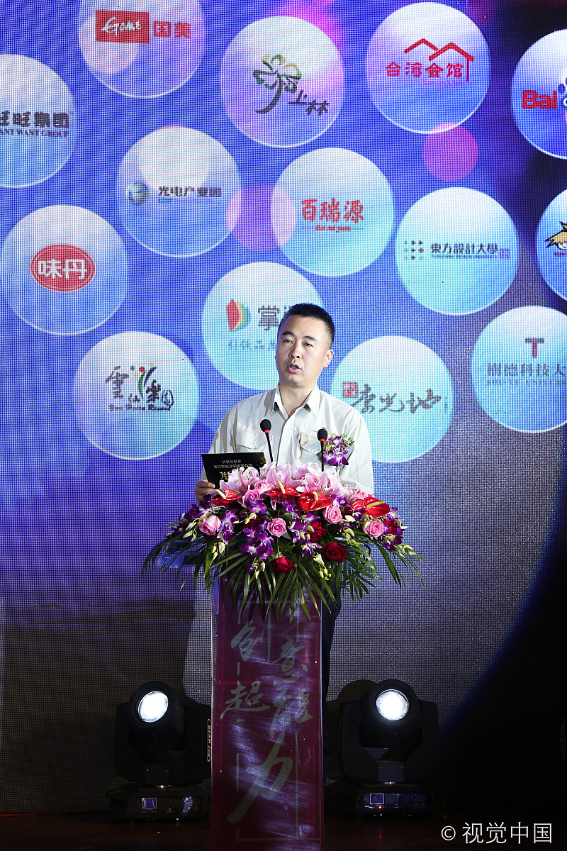 你现在身份是华润雪花啤酒公司的高级业务代表职位是业务主管请写1篇第六周工作周记字数在500字左右