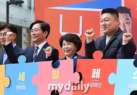 7月11日新闻联播主要内容：中朝领导人会谈、上半年GDP增长6.3%、中欧投资协定谈判等