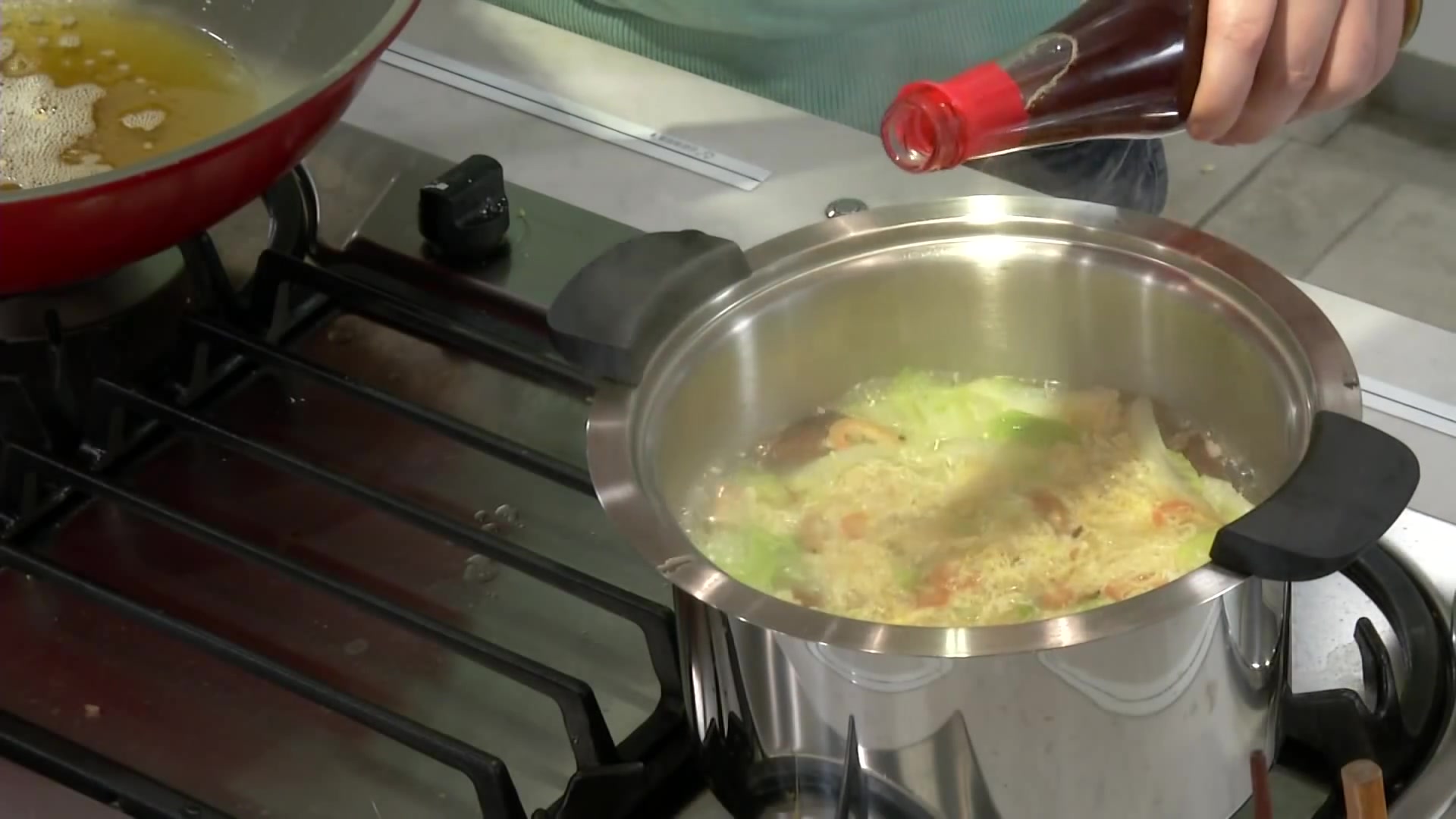 台湾美食:蛋酥卤白菜,做法简单,营养又美味,居家必学的美食