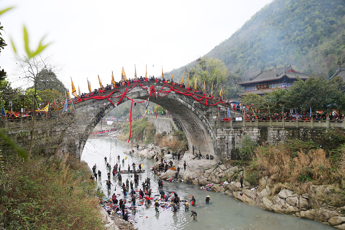 四川2022年哪里的中专学校比较好