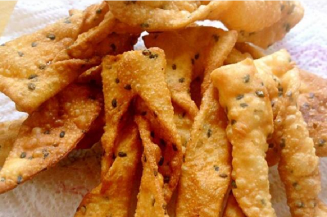 过年别只会用面粉蒸包子馒头,简单两步做成零食,招待客人倍有面