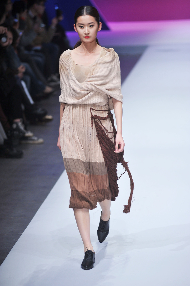 泸州市职业技术学校服装设计与工艺专业：热门专业，广阔前景