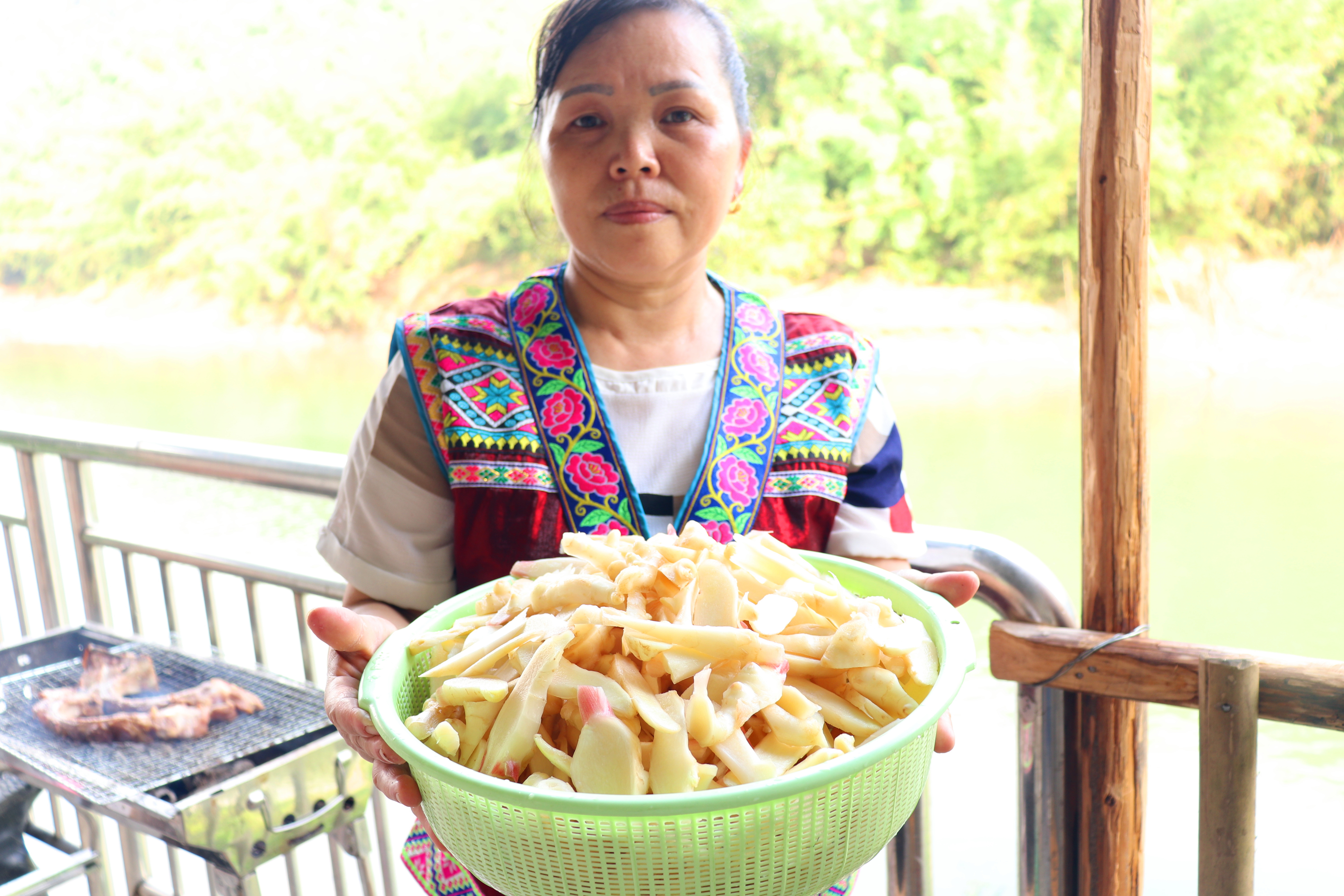 酱油泡姜的腌制方法窍门,关键一步,泡出的姜酸咸可口!