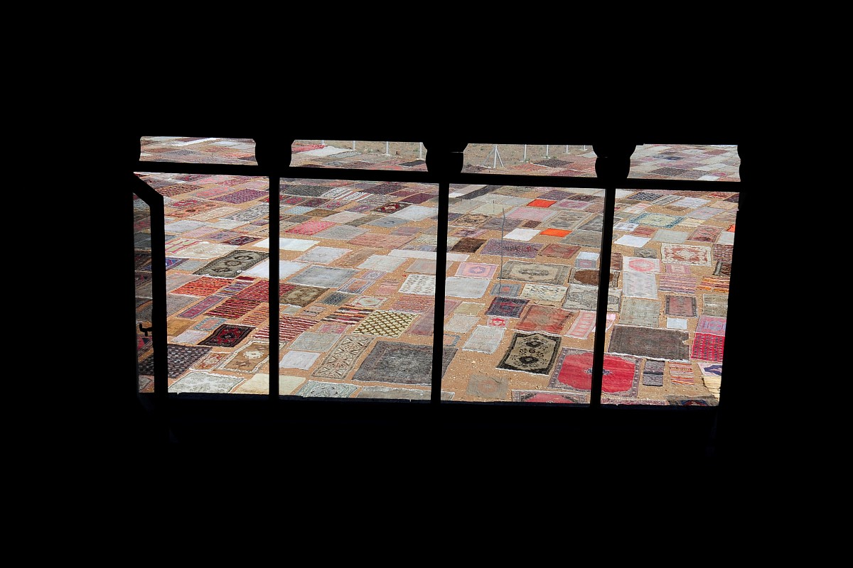 我的毕业设计是以西汉皇后玉玺为外观的充电宝，帮我的毕业设计想一个名字，字数控制在四个字以内