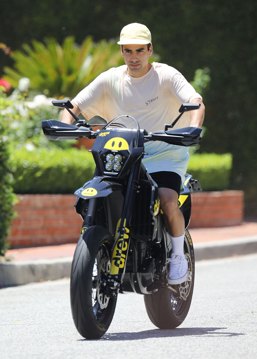 二手摩托车购买指南：注意事项及价格低廉车型推荐