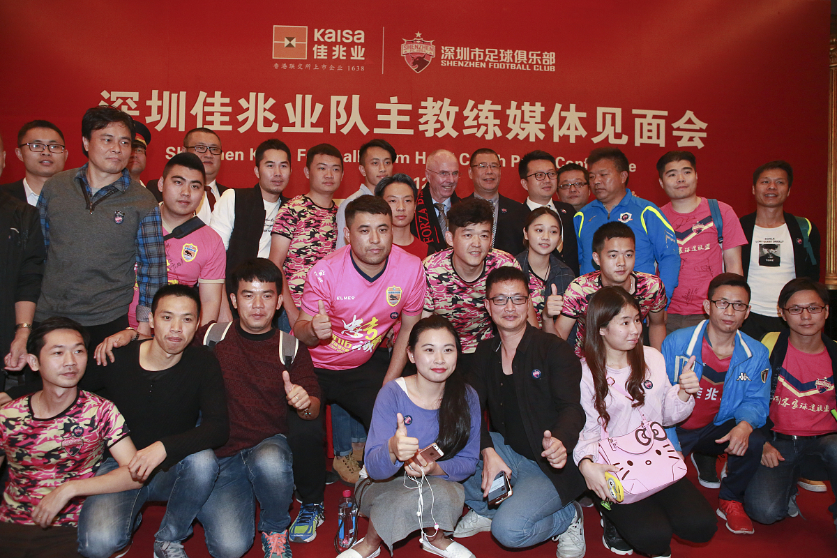 哇哈哈营销大赛三等奖：团队协作提升销售业绩