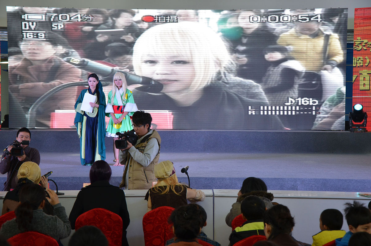 非人学园：MOBA&二次元文化碰撞的奇幻校园