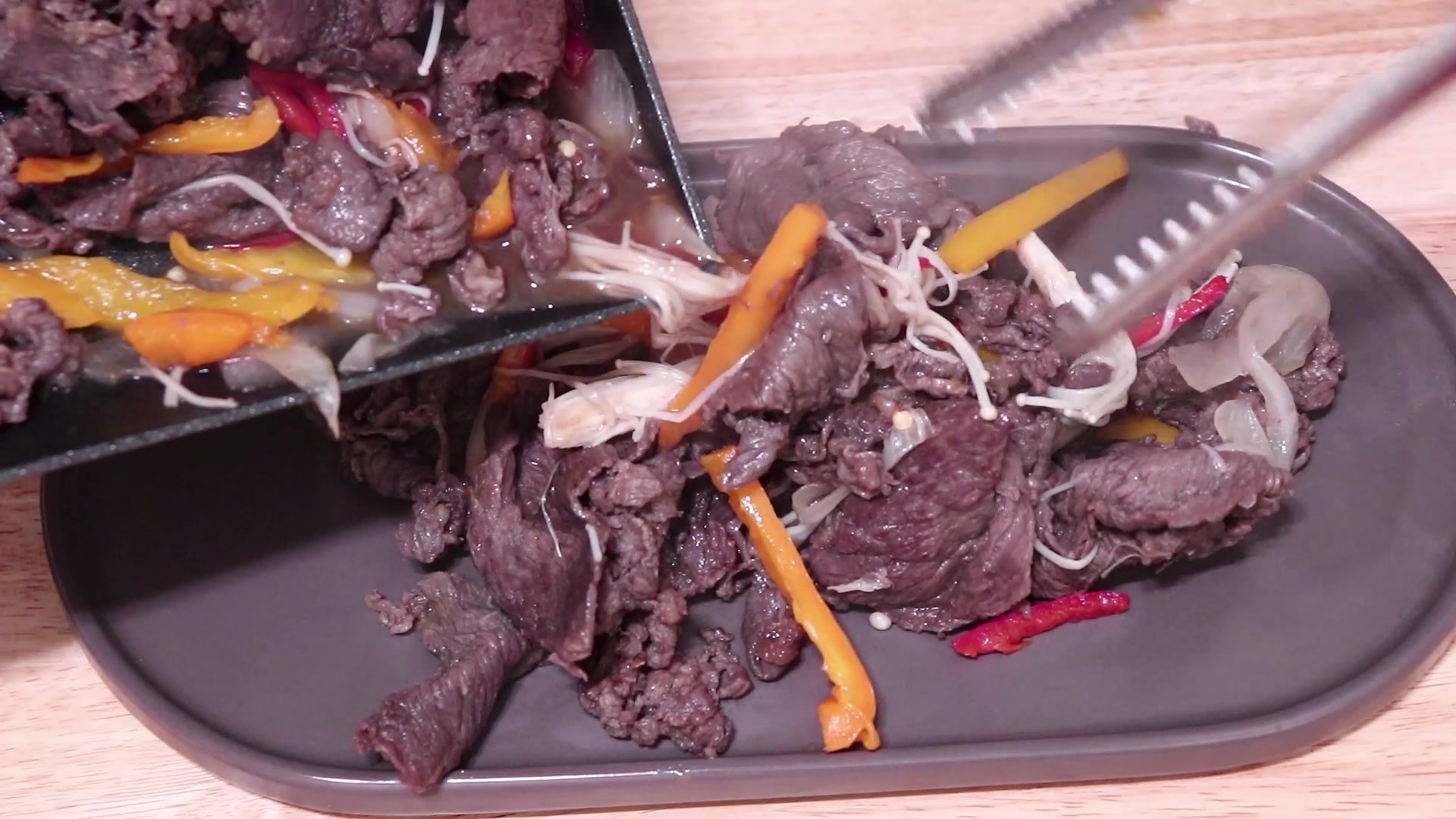 韩式烤牛肉就是这样的家庭料理番