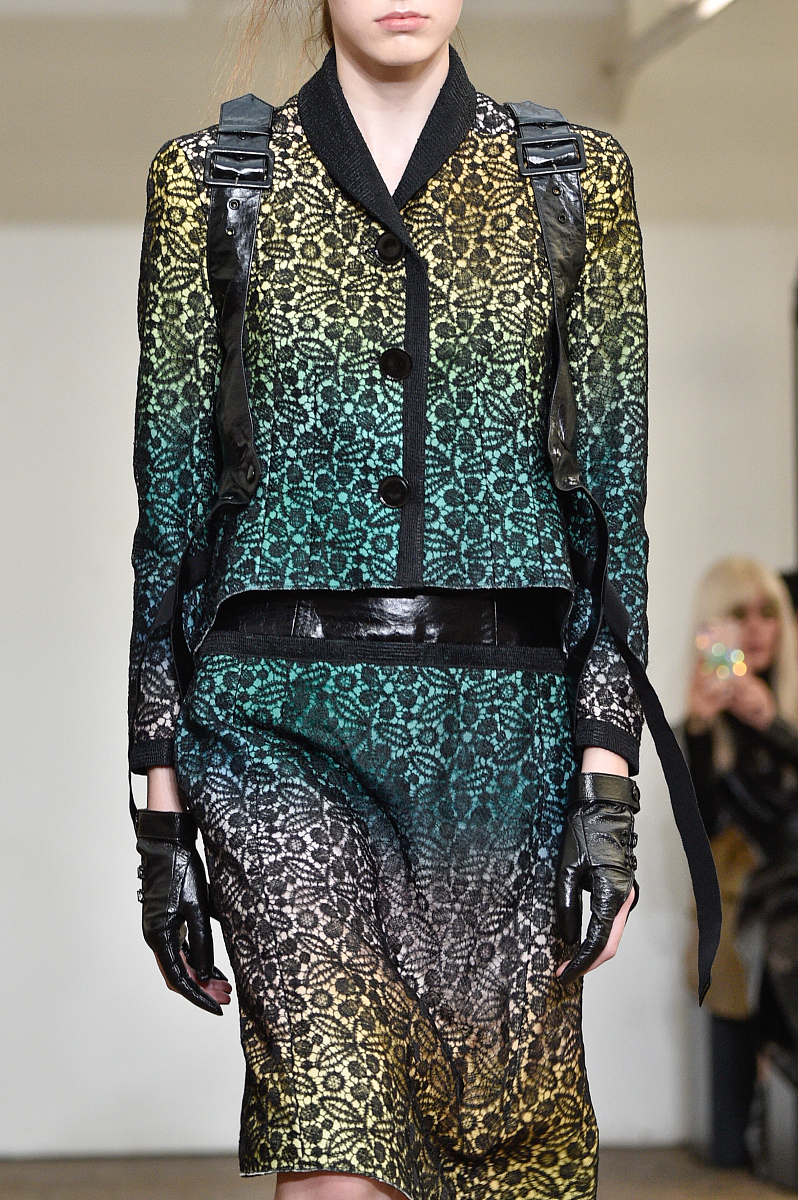 2019春夏巴黎时装周:olivier theyskens 品牌秀场