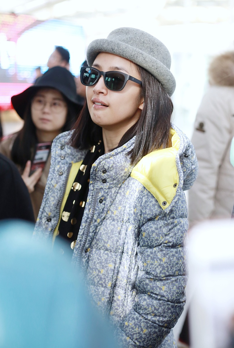 偏圆脸属于什么脸型？ 用210字帮我描述