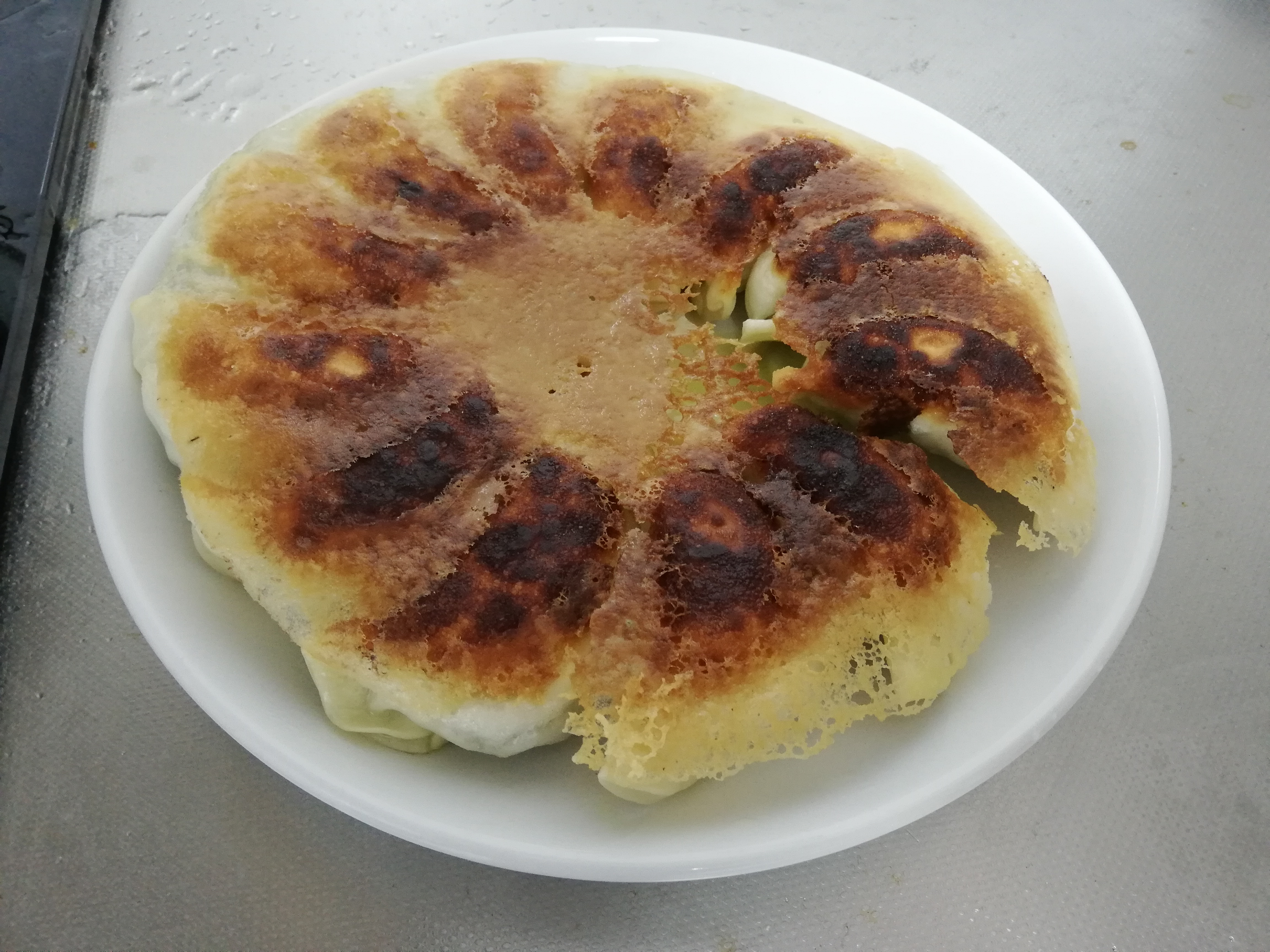 最爱的鸡蛋碎肉韭菜馅饺子 来个煎饺锅贴