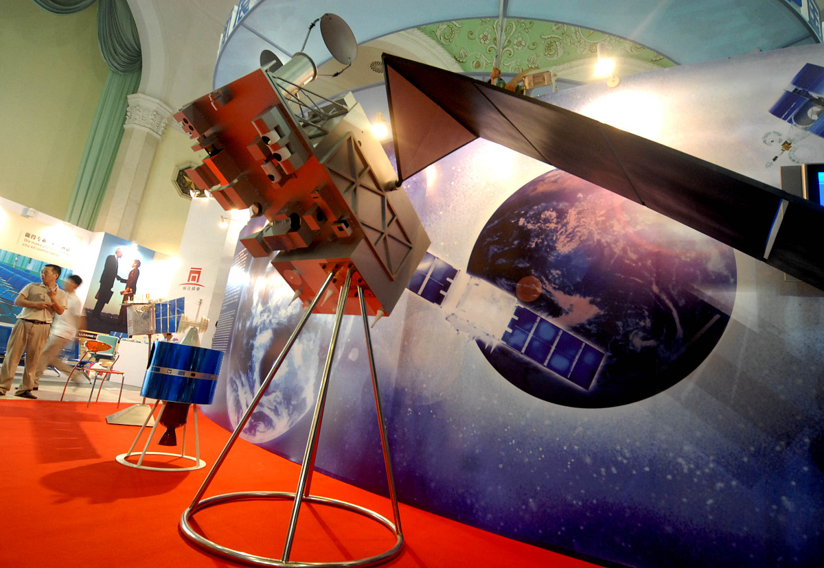 航天器大型光纤陀螺仪：Honeywell HG1700型号介绍