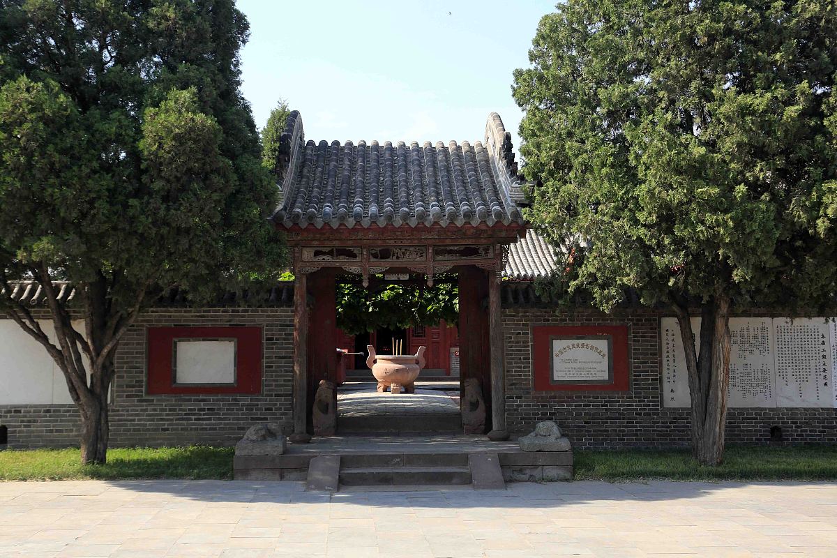 ***_***2016年5月29日,辽宁锦州,辽代皇家寺院——奉国寺.