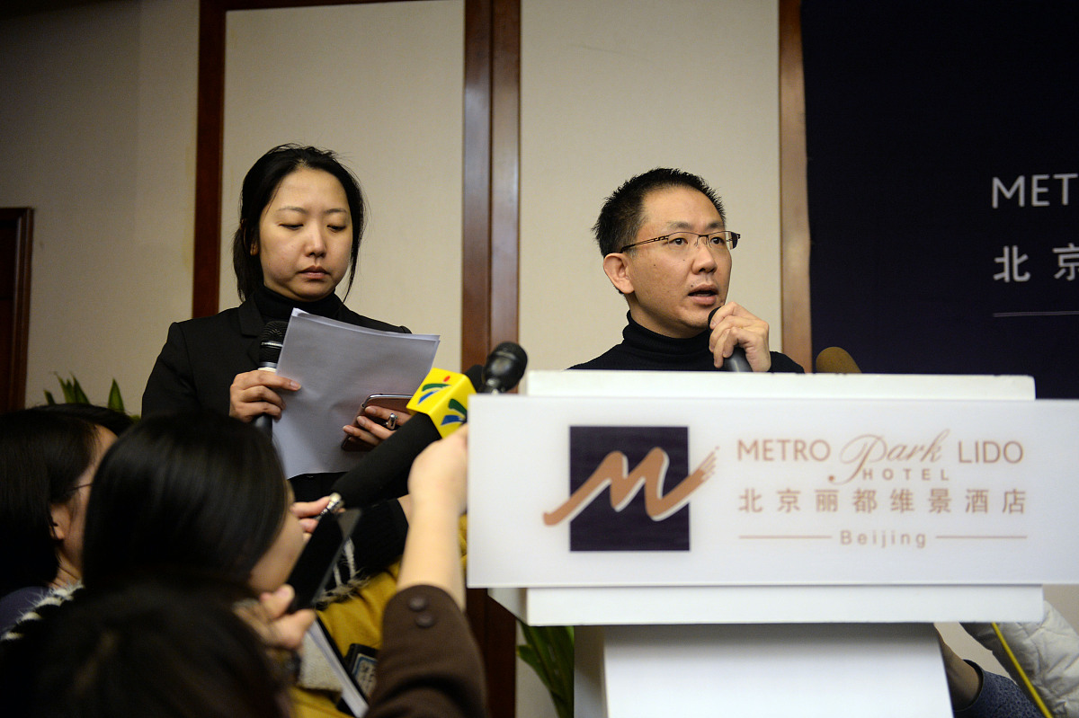 成都职业航空学院的空乘提醒：婴儿乘飞机注意哪些