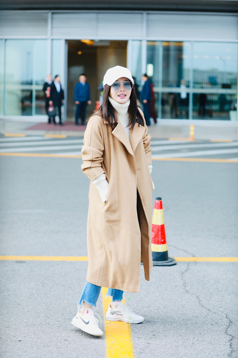 赞美你的美丽：优雅、魅力、智慧与温柔