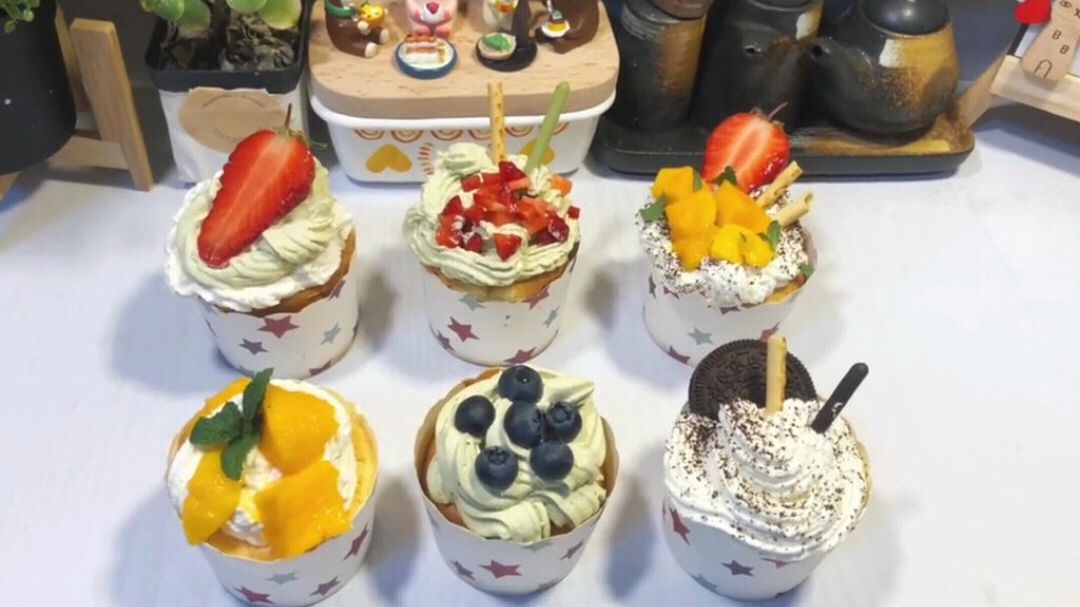 5.20表白日,自己在家做纸杯蛋糕,简单美味,学会给爱人吃!