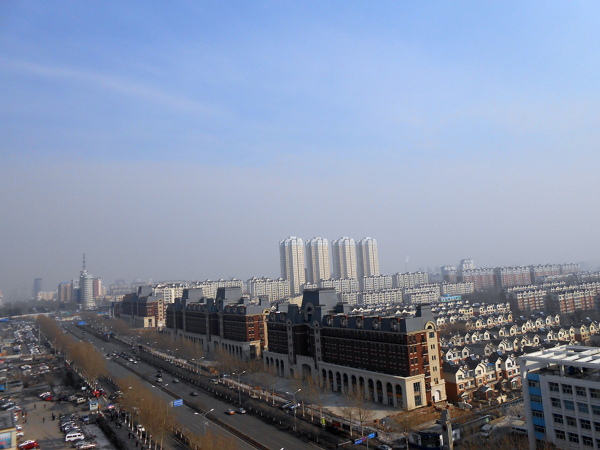 ***_***2013年03月15日,吉林省长春市,天空一片灰蒙蒙.+++_+++吉林,长