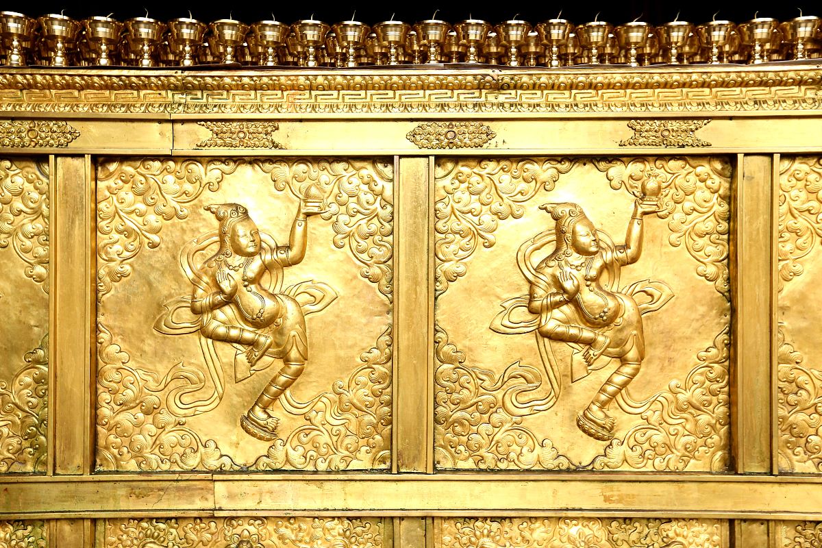 琼台师范高等专科学校旅游工艺品设计与制作专业发展前景分析