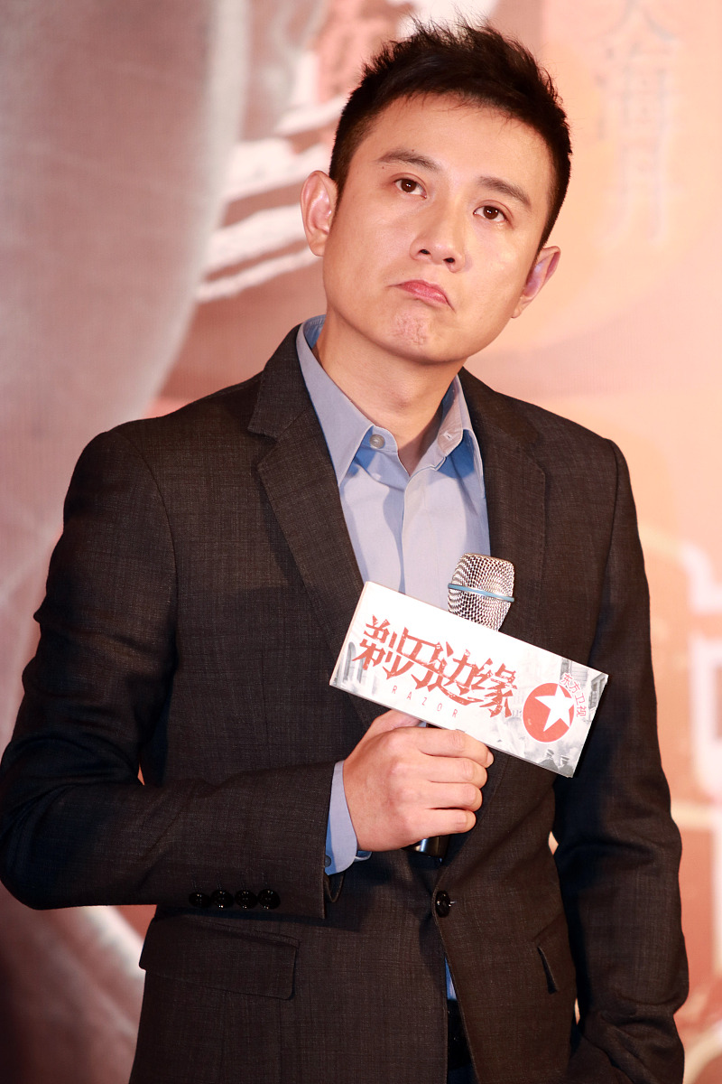 坐卧不离是什么意思