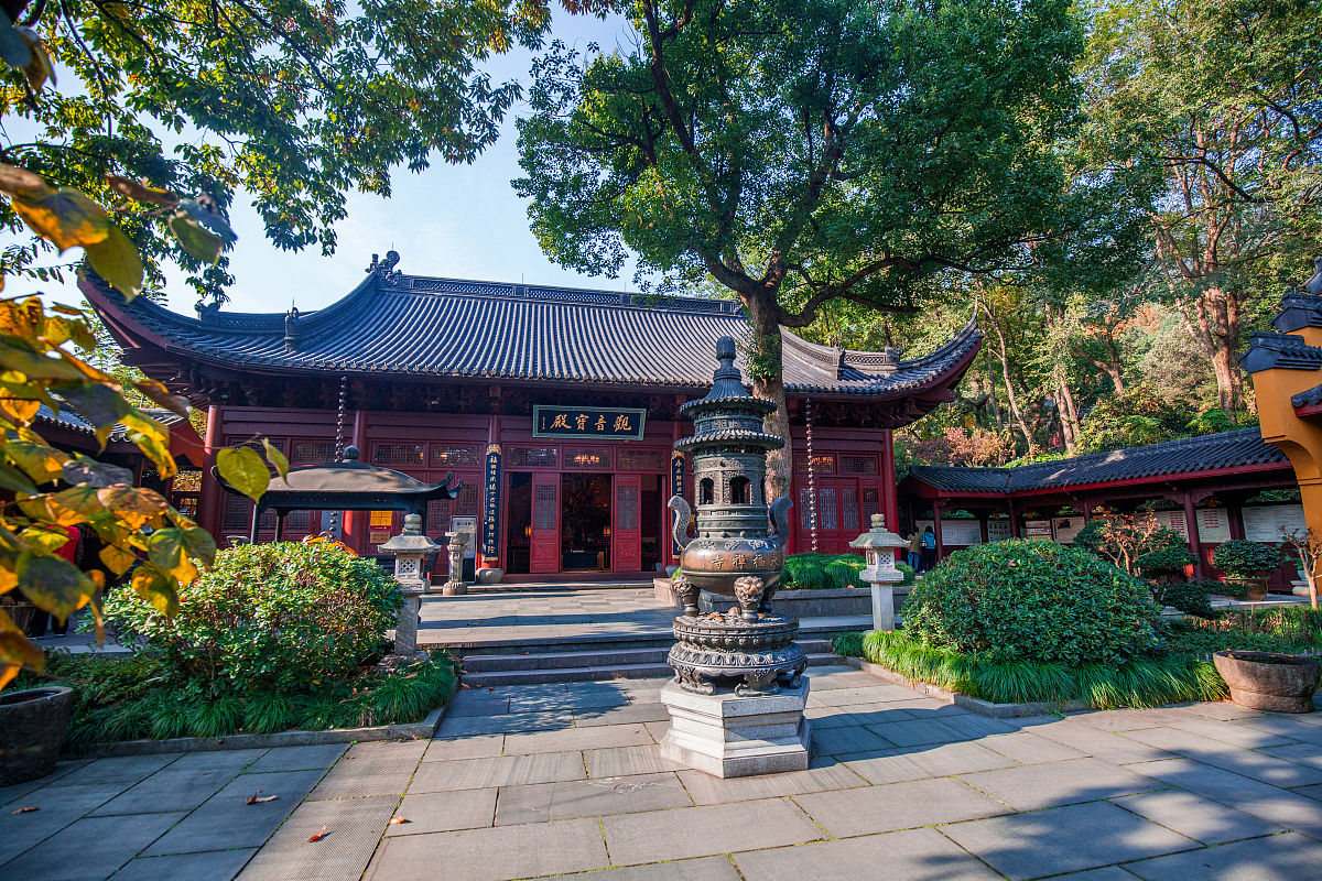 2019年11月10日,杭州永福禅寺秋景.