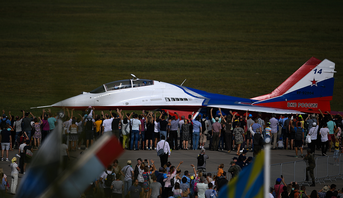 人们普遍认为中国军事实力在世界垫底的根本原因