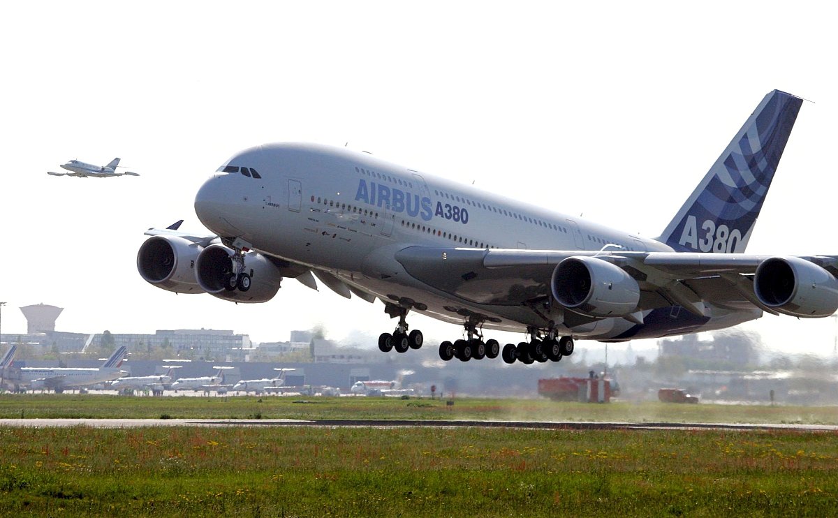 昆明台湘航空科技学校费用多少